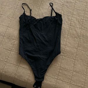 Skims fits everybody body suit